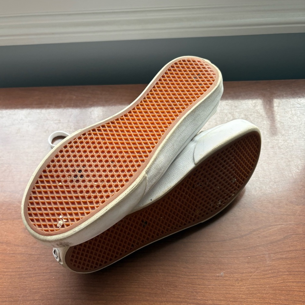 High top sneaker - Picture 5 of 7